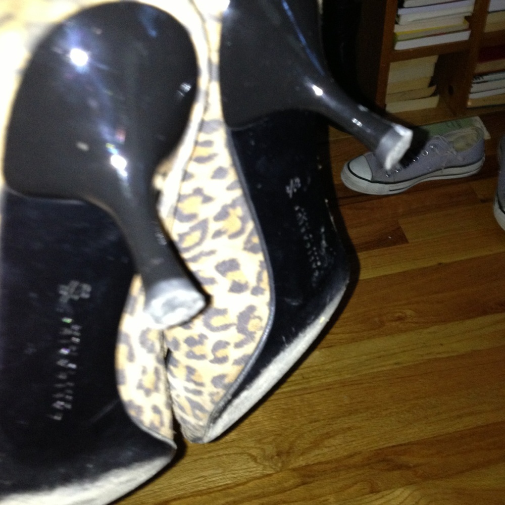 Leopard Italian Pumps - Picture 4 of 4